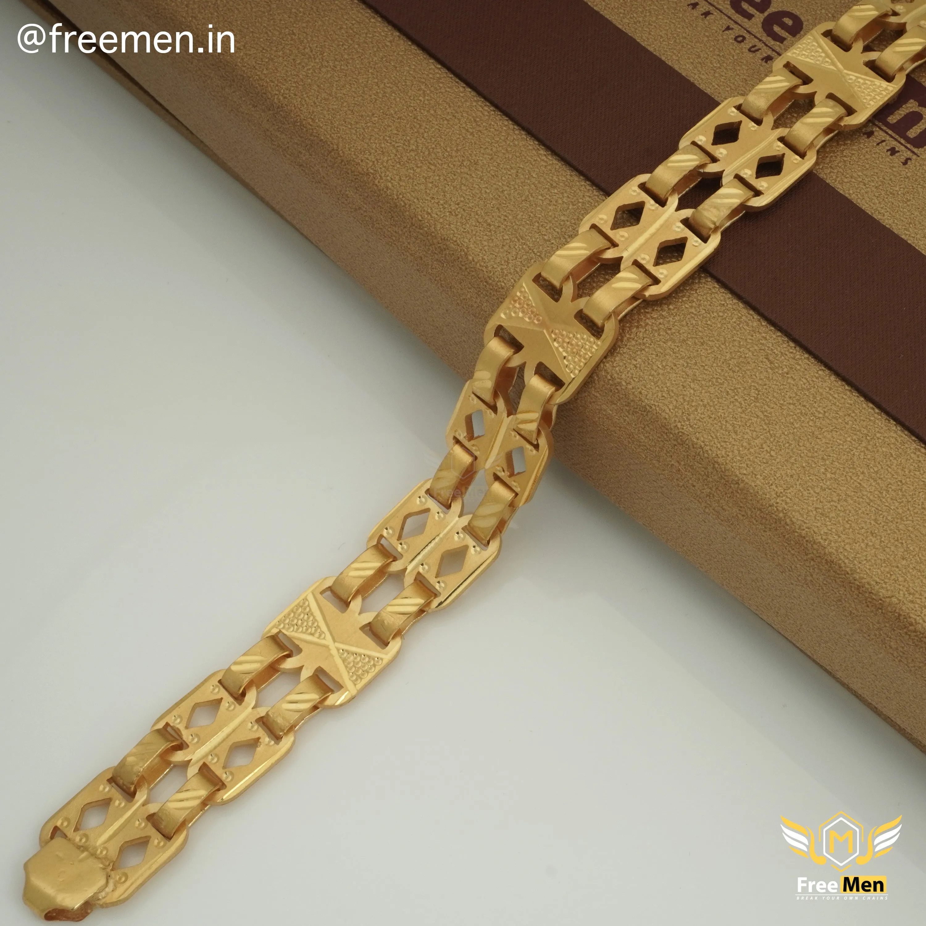 Freeman Laser Cut Nawabi Gold Rhodium Bracelet for Men - FMGB04