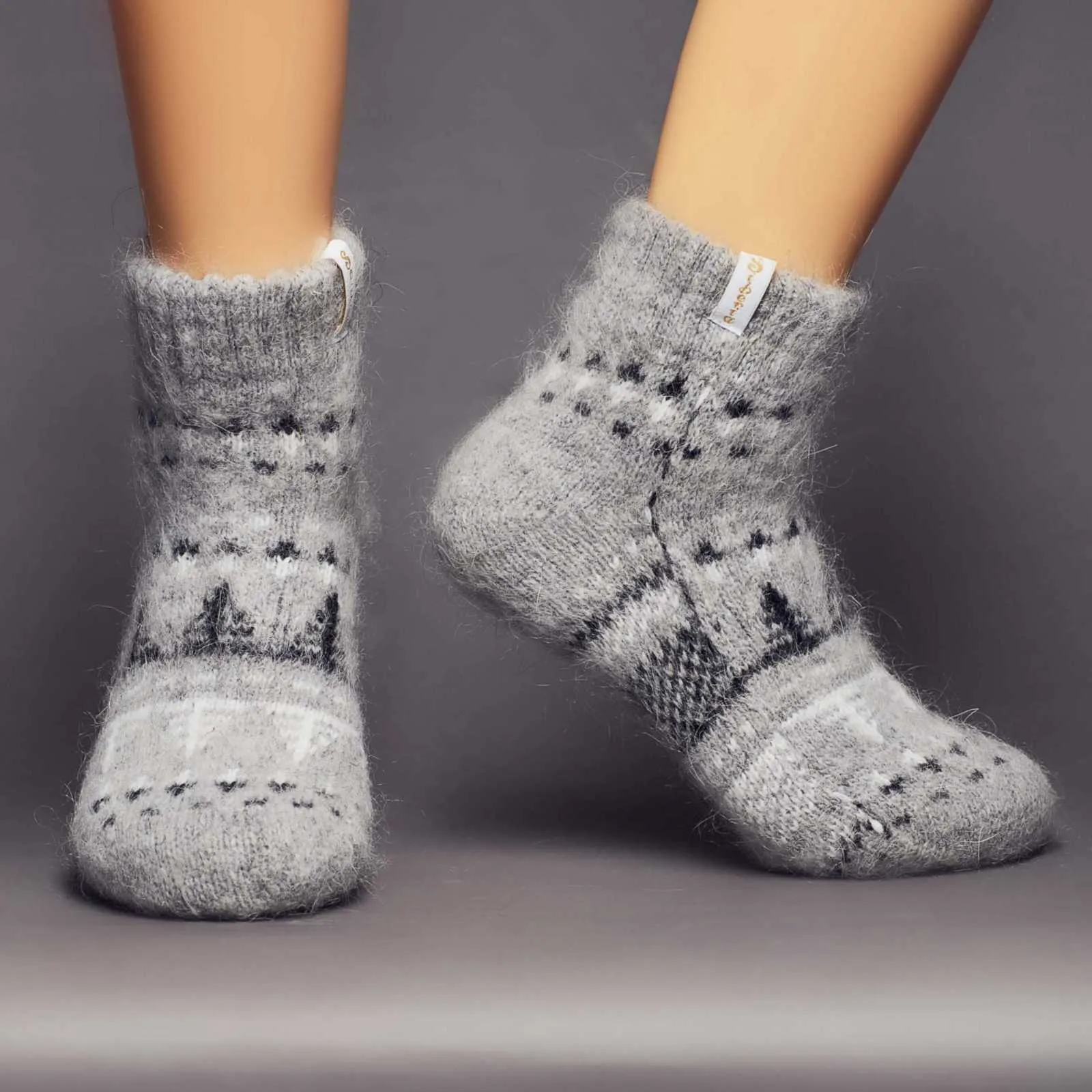 Women's Winter Reflections Goat Wool Low-Cut Socks